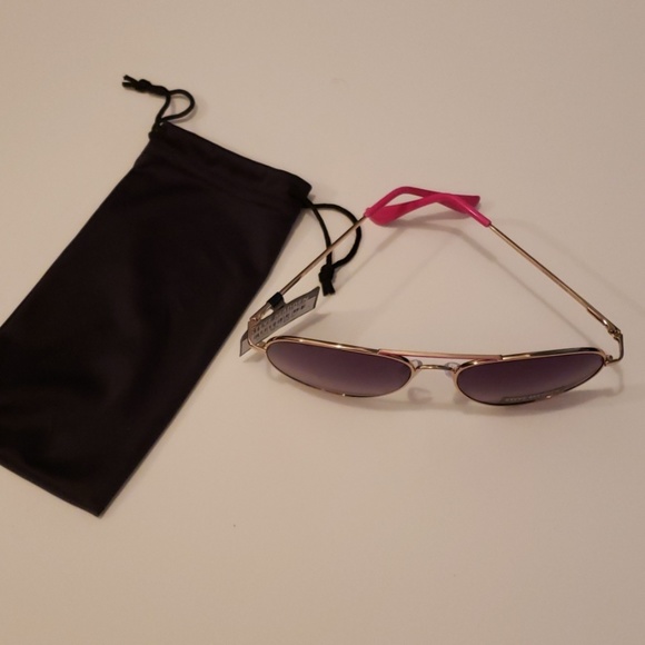 Steve Madden aviator sunglasses - Picture 4 of 4